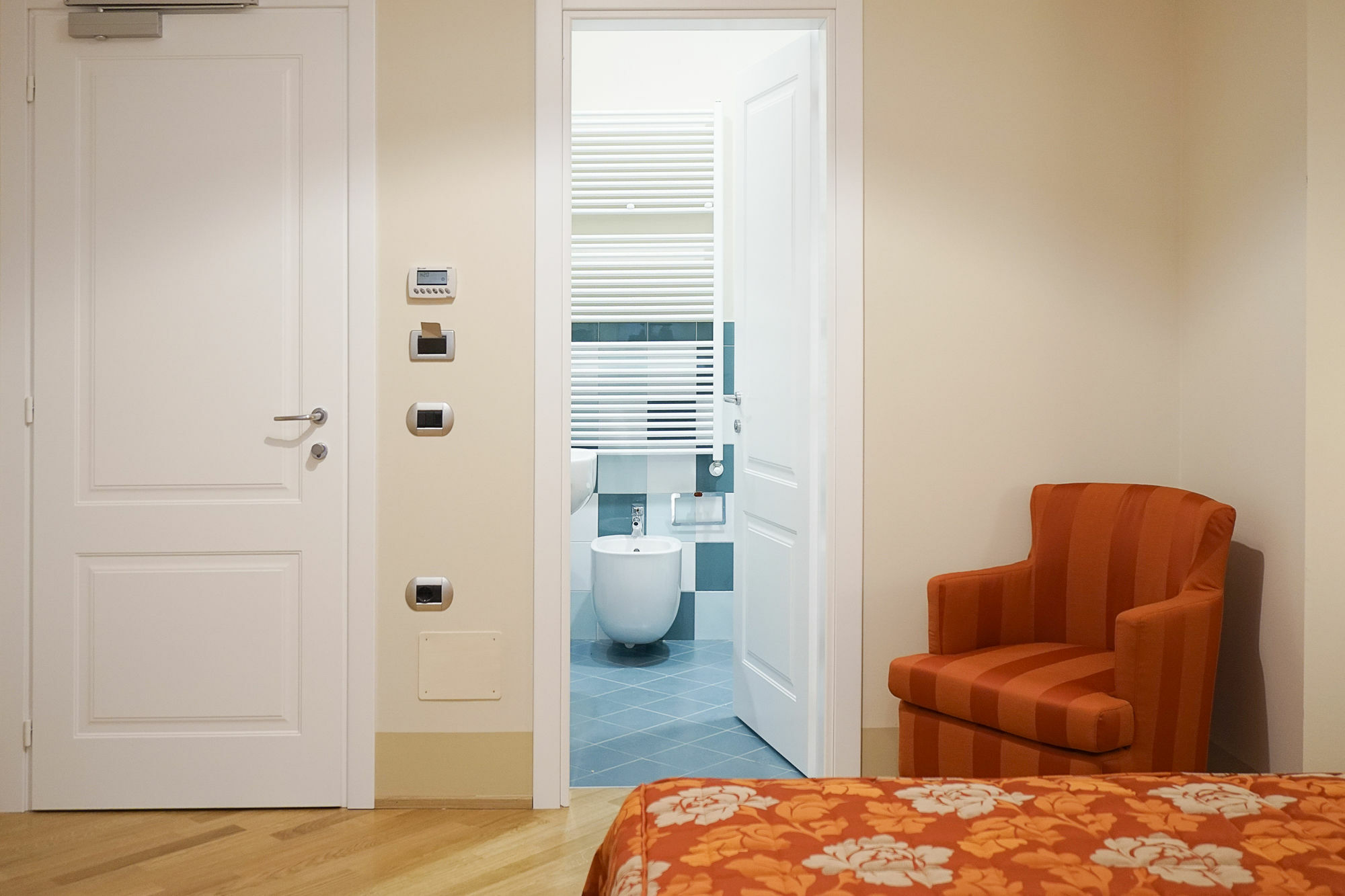 Casa Isolani Luxury Rooms Piazza Maggiore 1 Болонья Экстерьер фото